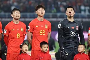 Giới truyền thông: Chính sách viện trợ 5 nước sẽ làm cho cầu thủ trong nước bị thiệt thòi hơn, trình độ đội tuyển quốc gia sẽ giảm xuống